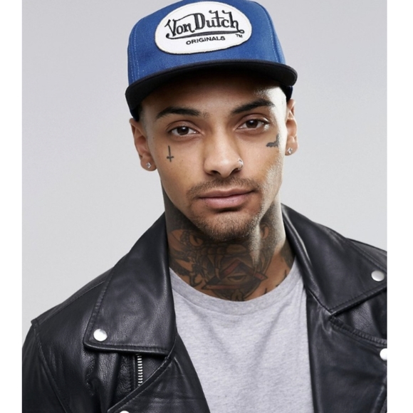 ⭕SOLD⭕Von Dutch Unisex Trucker Hat - Picture 2 of 10